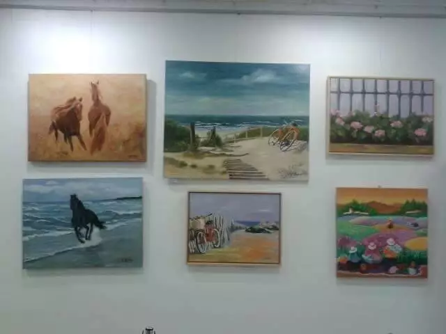 Imagen exposición cuadros